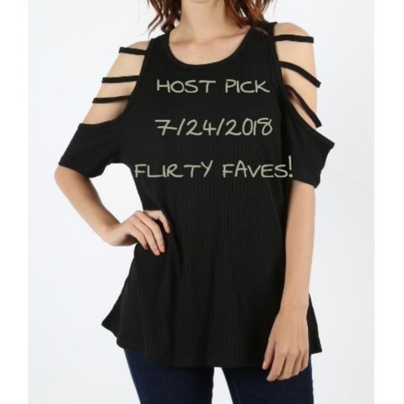 Zenana Outfitters Tops - *SALE*HP* Plus Size Womens Cold Shoulder Top Black